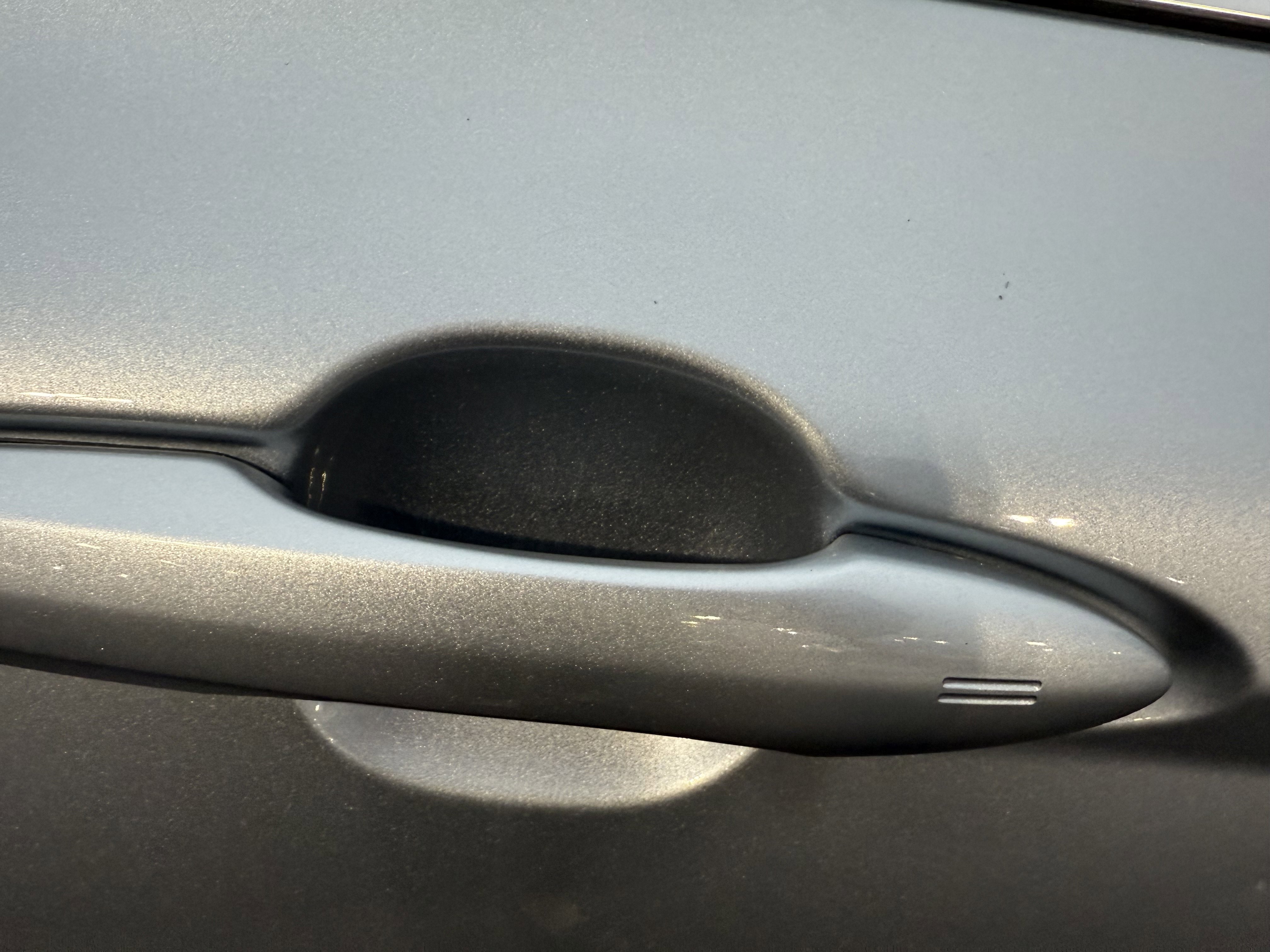 Certified 2019 Toyota Camry LE image 2