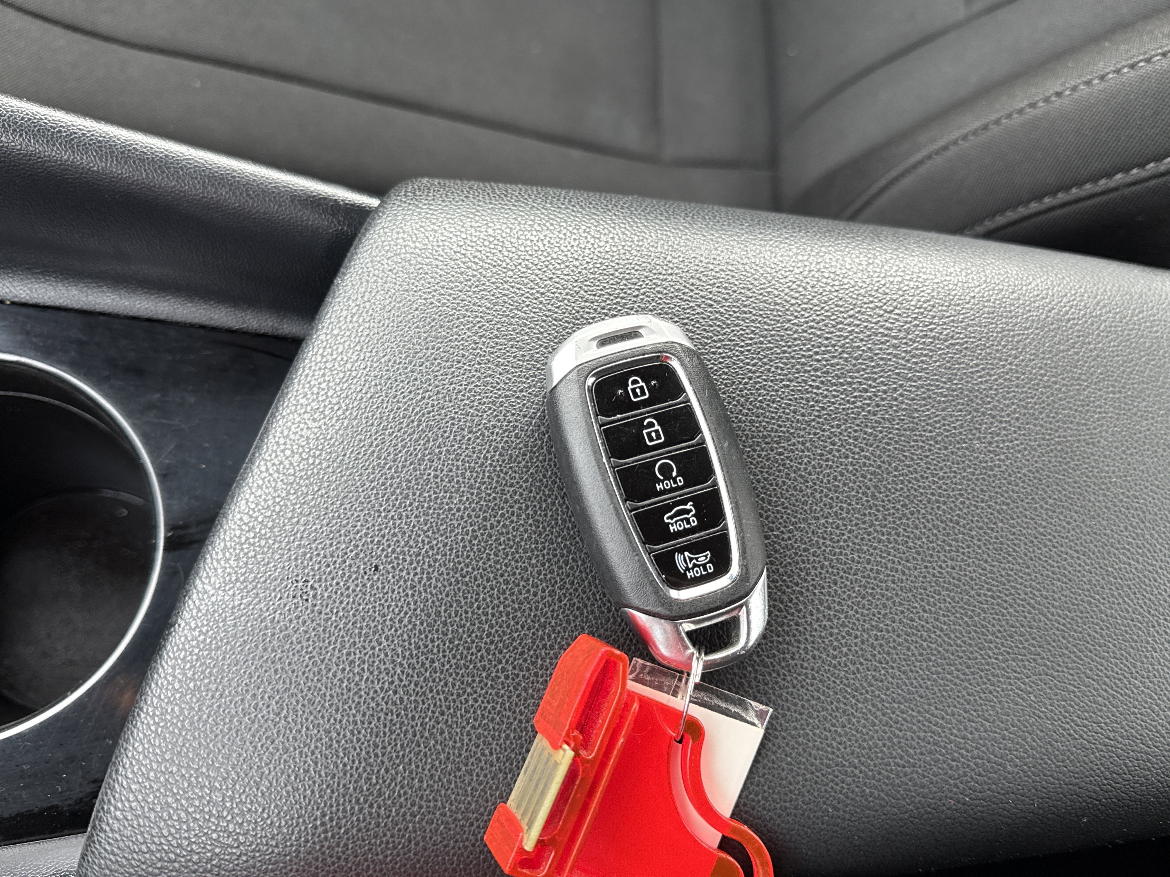 Used 2022 Hyundai Elantra SEL w/ Convenience Package FWD image 22