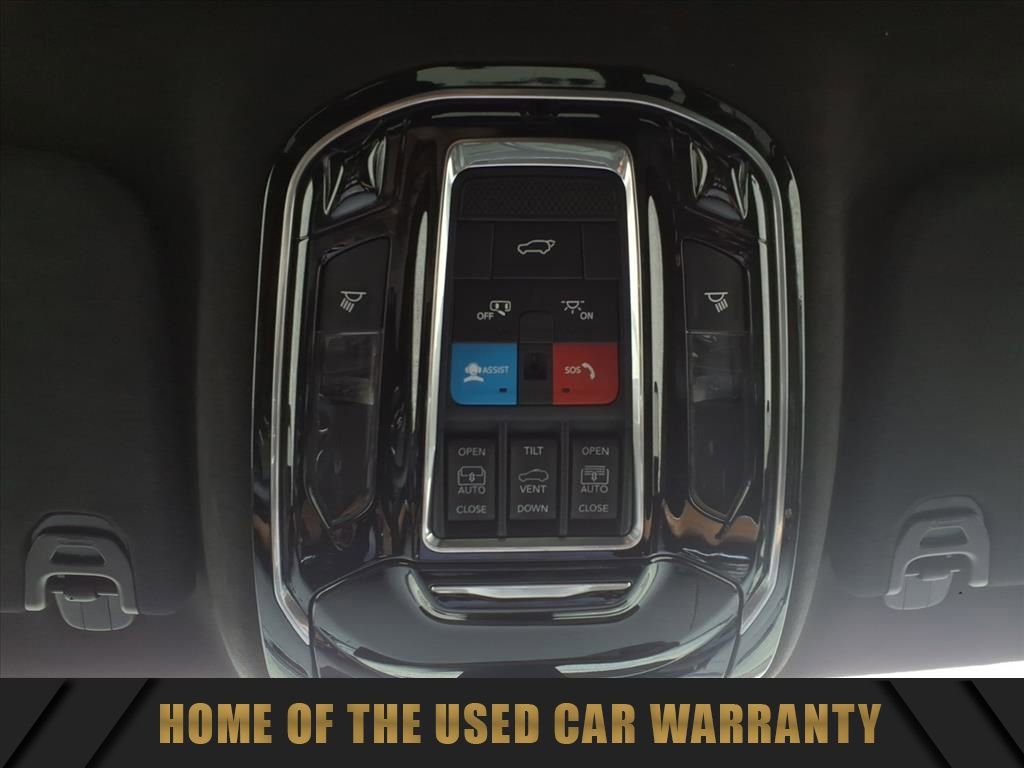 Used 2025 Jeep Grand Wagoneer Series III w/ HD Trailer Tow Package image 22