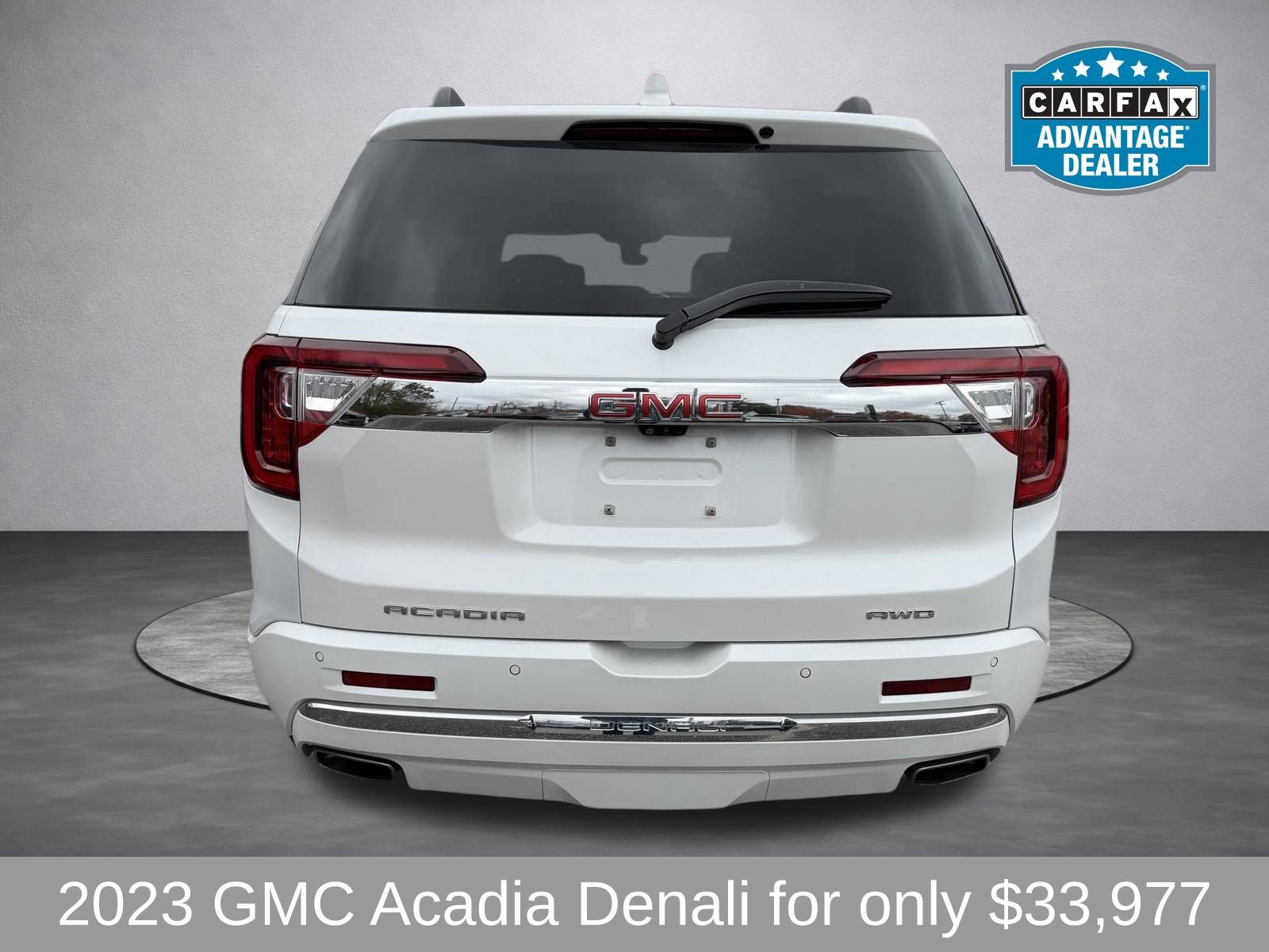 Used 2023 GMC Acadia Denali w/ Denali Ultimate Package AWD/4WD image 4