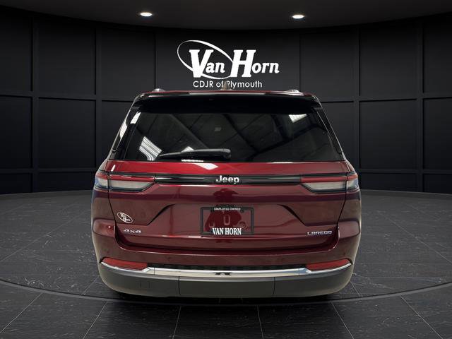 Used 2023 Jeep Grand Cherokee Laredo image 11