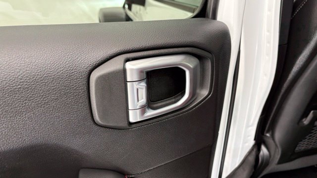Used 2023 Jeep Wrangler Unlimited Rubicon 4xe AWD/4WD image 19