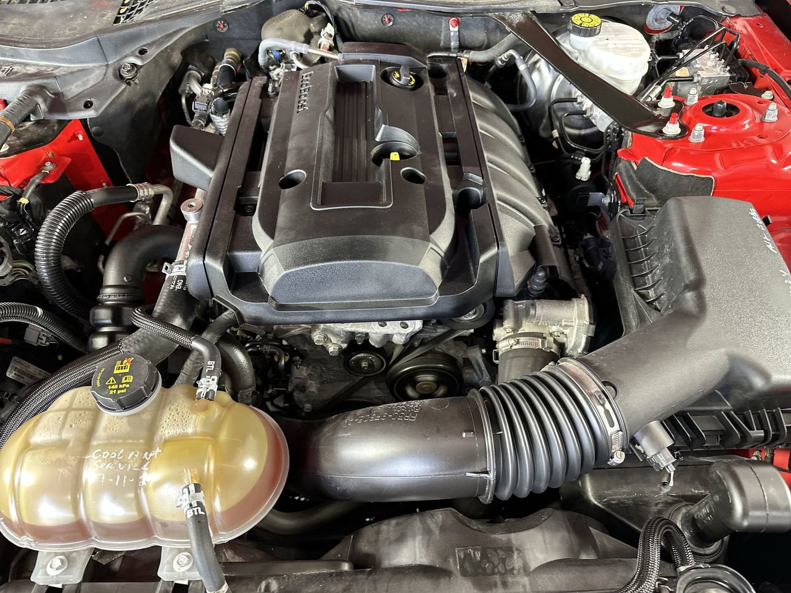 Used 2018 Ford Mustang Premium image 27