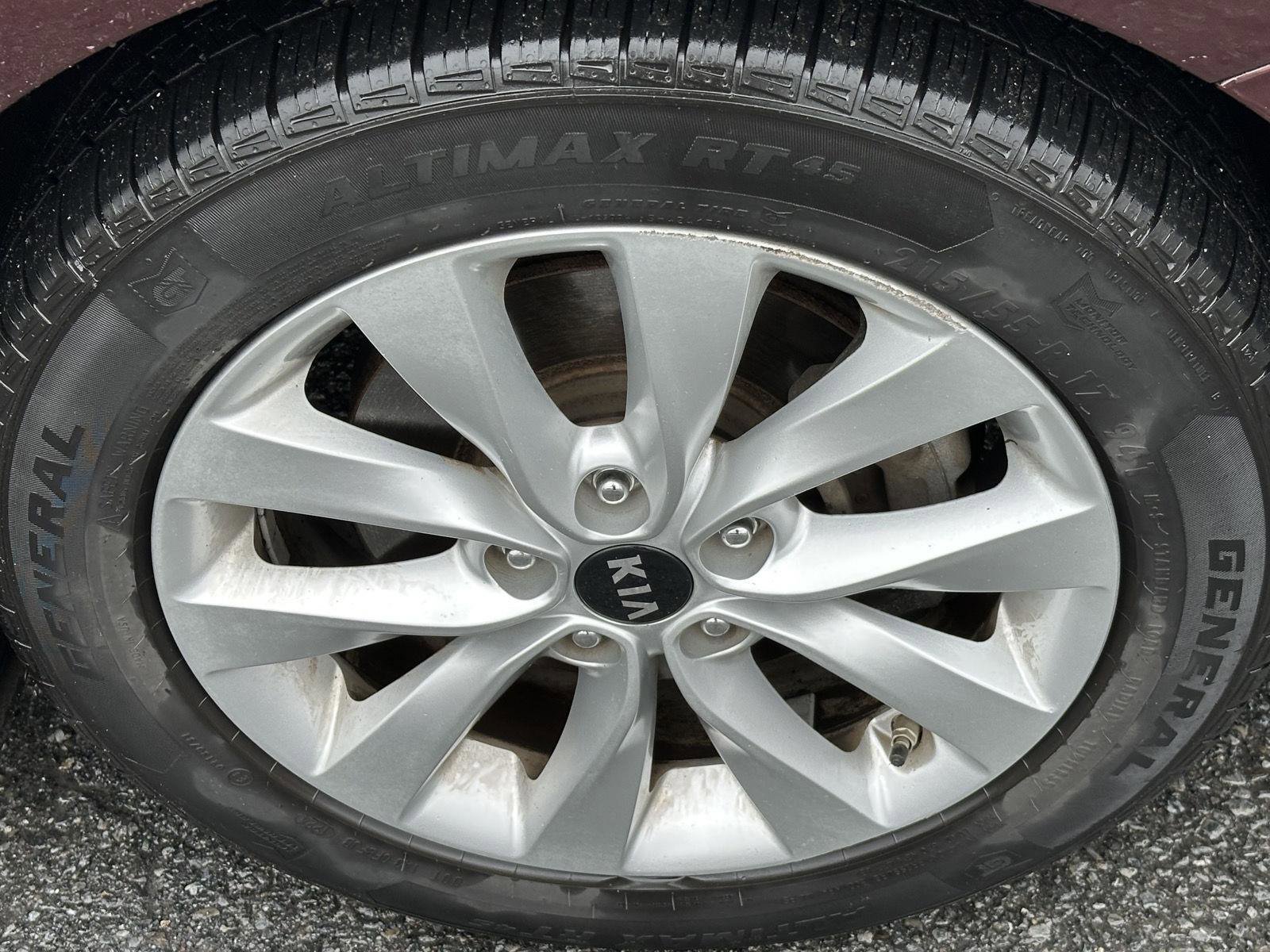 Used 2018 Kia Optima LX w/ 17" Alloy Wheels Package image 10