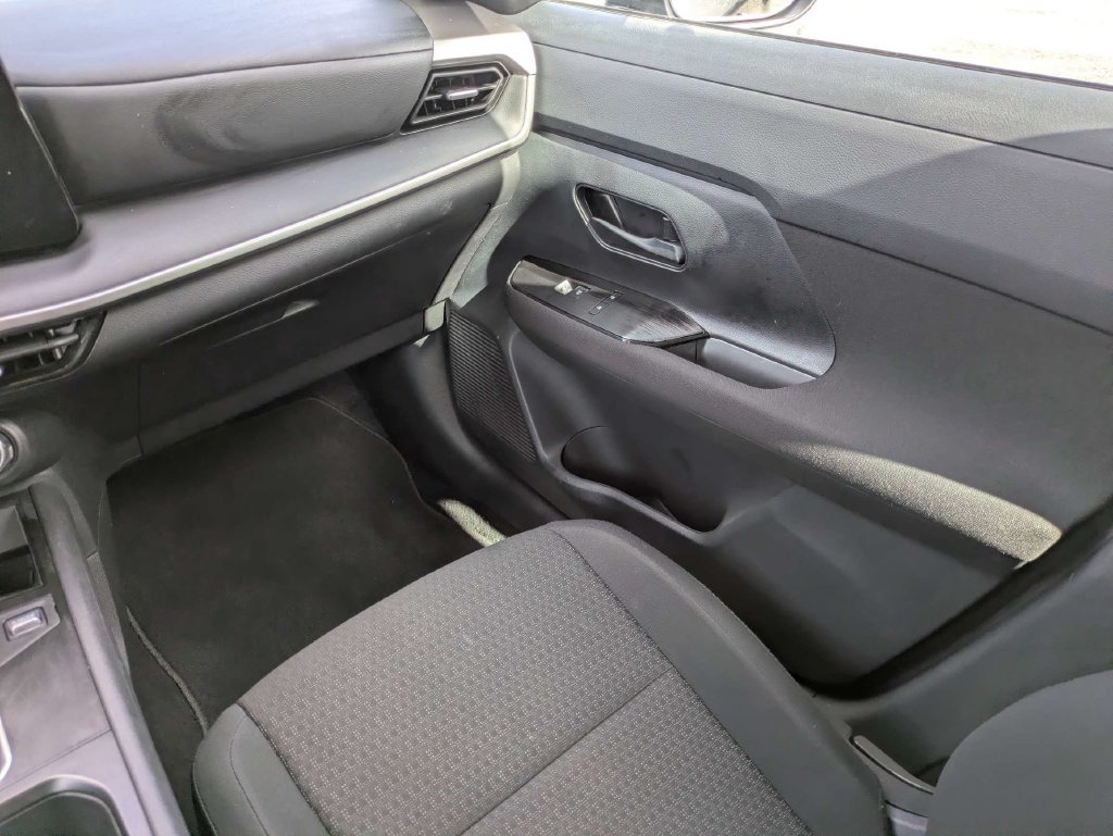 Used 2025 Nissan Kicks S FWD image 21
