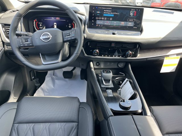 New 2026 Nissan Rogue Platinum AWD/4WD image 15