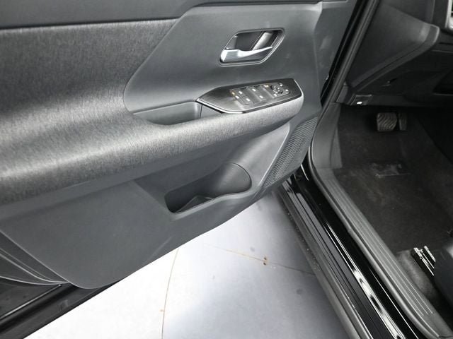 New 2026 Nissan Kicks SV w/ Cold Weather Package image 25