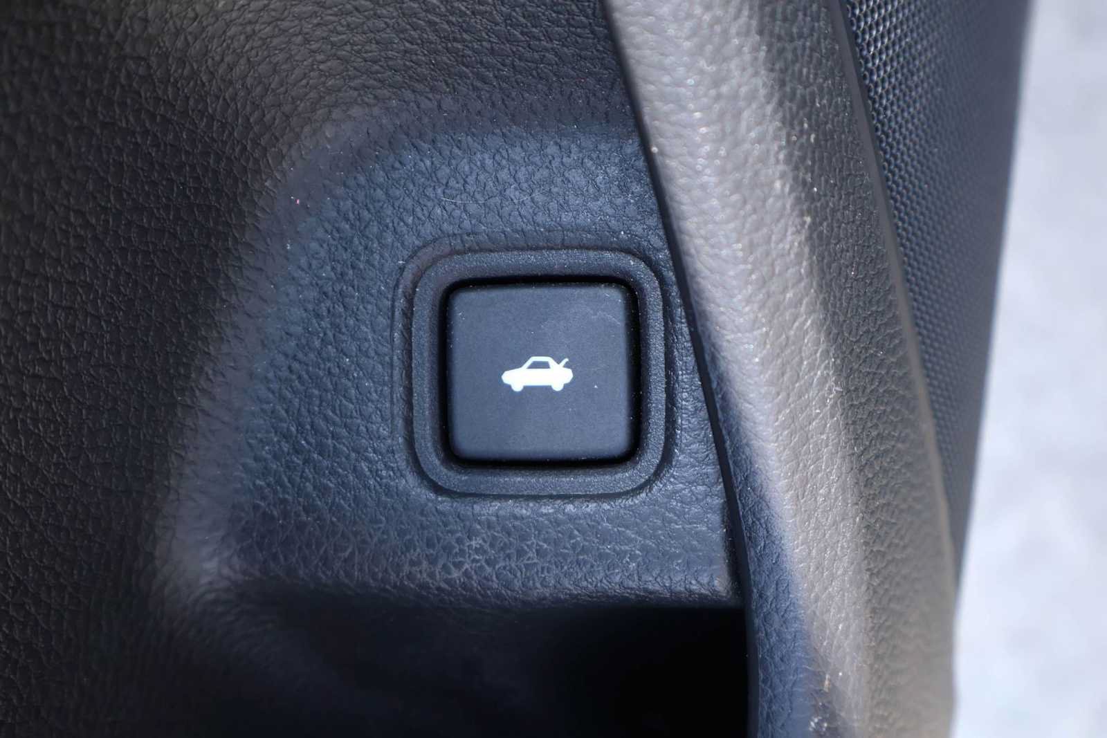 Used 2019 Honda Accord Sport image 28