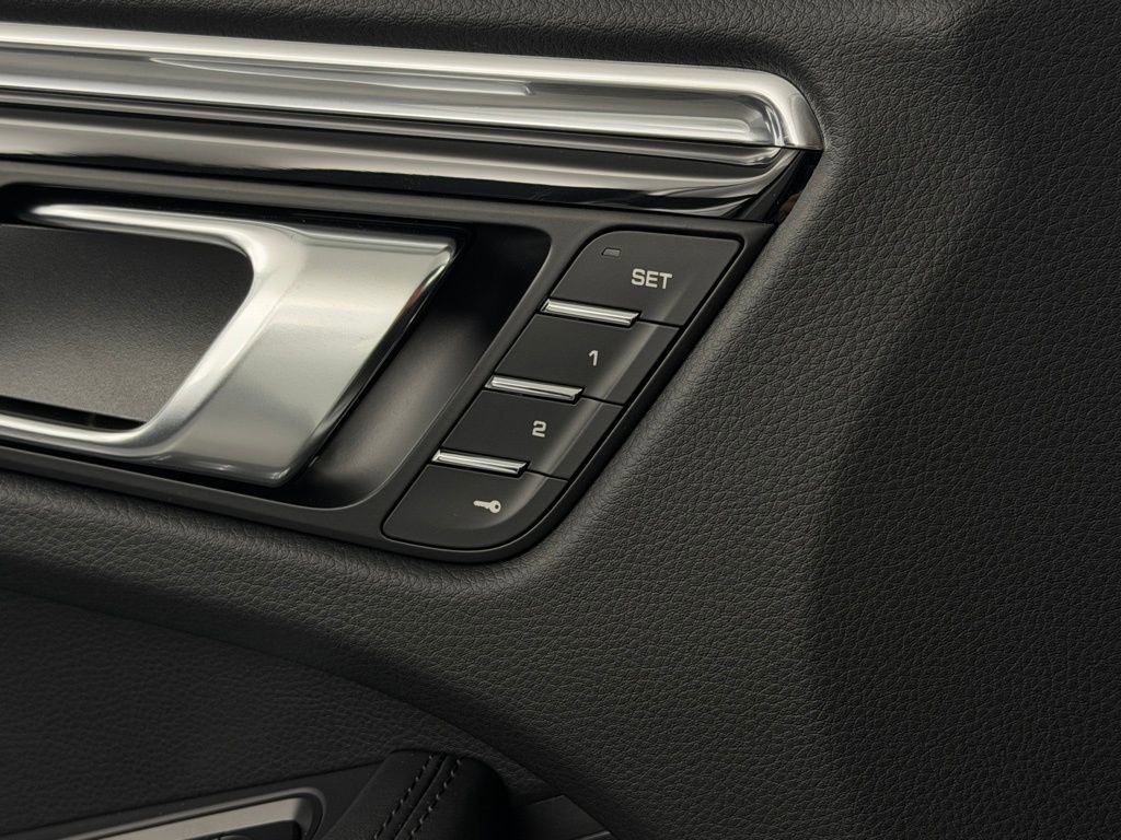 New 2026 Porsche Macan S image 20