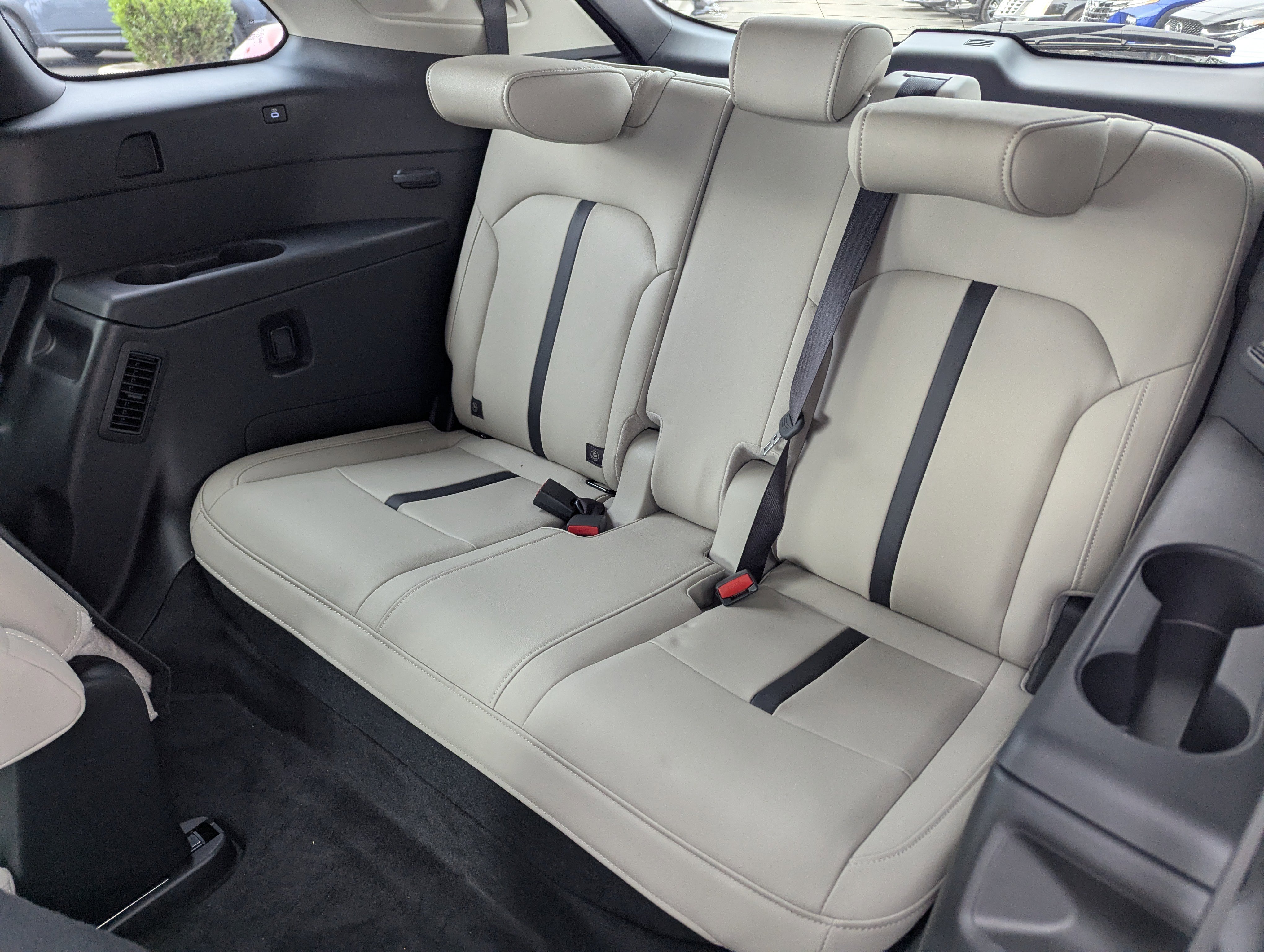 Certified 2025 MAZDA CX-90 Plug-In Hybrid w/ Preferred image 8