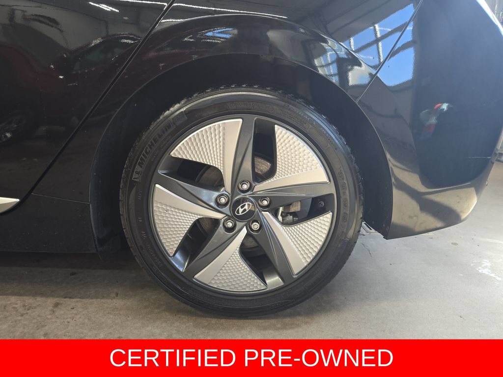 Used 2022 Hyundai Ioniq SEL FWD image 35