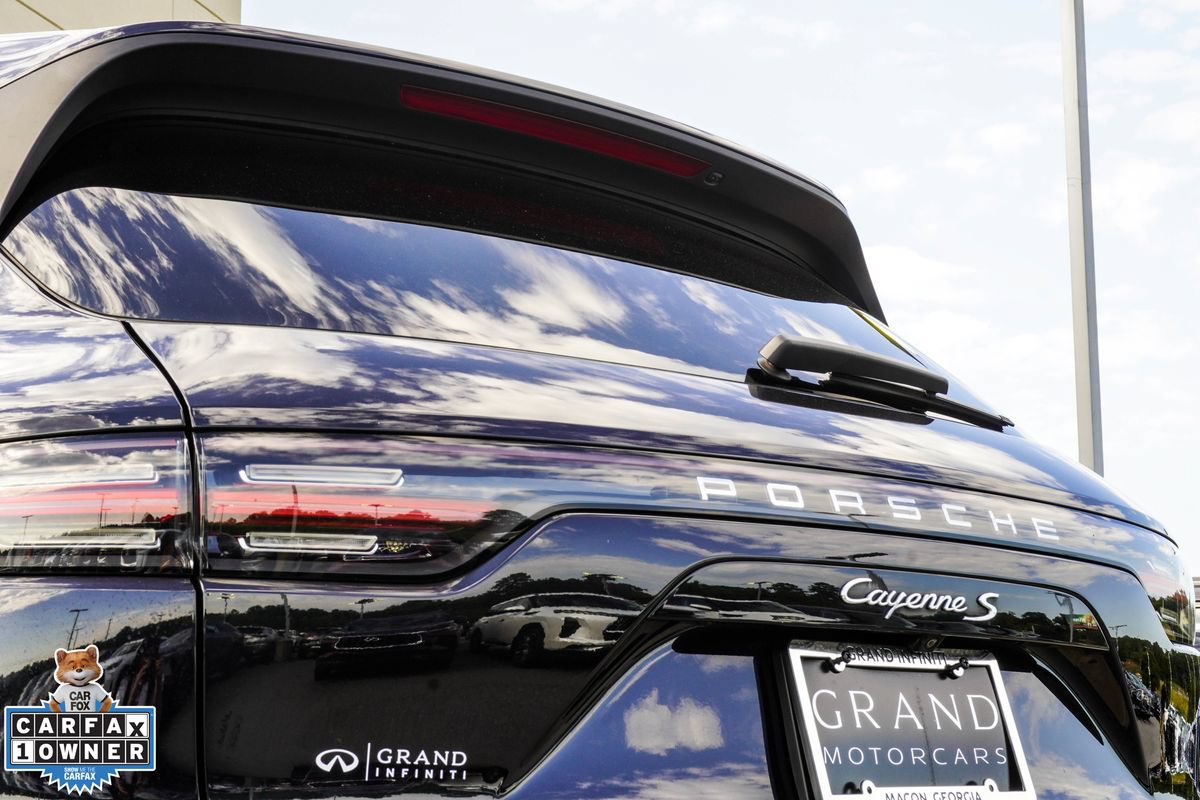 Used 2021 Porsche Cayenne S w/ Premium Package Plus AWD/4WD image 13