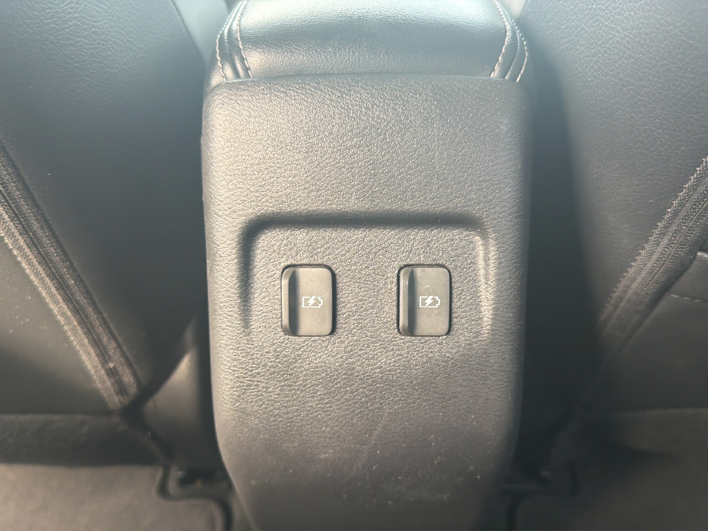 Certified 2024 Nissan Kicks SR w/ SR Premium Package FWD image 26
