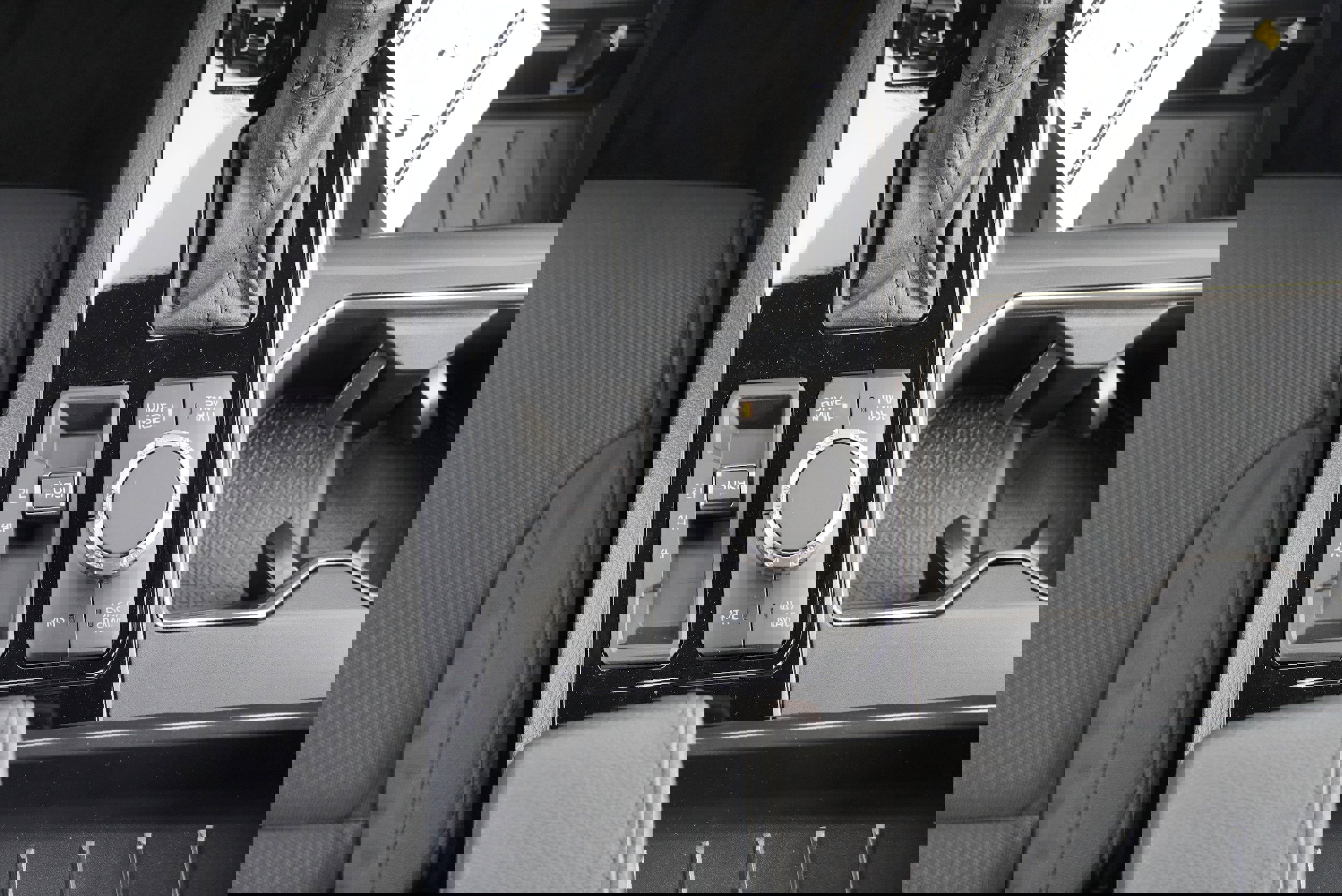 New 2026 Toyota Tundra SR5 w/ TRD Off-Road Package image 31