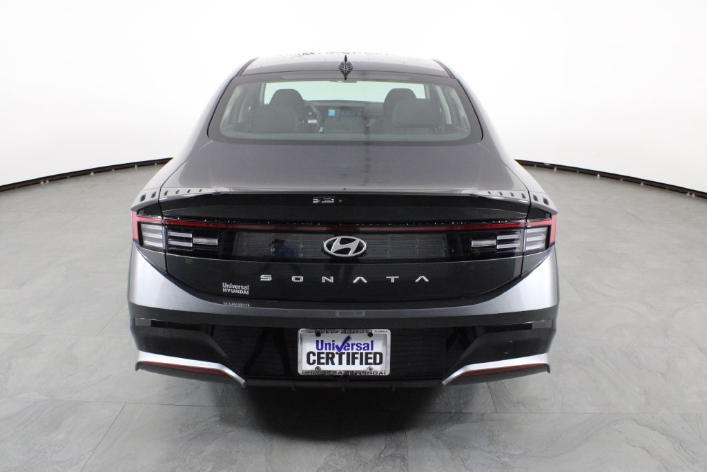 Certified 2026 Hyundai Sonata SEL FWD image 11