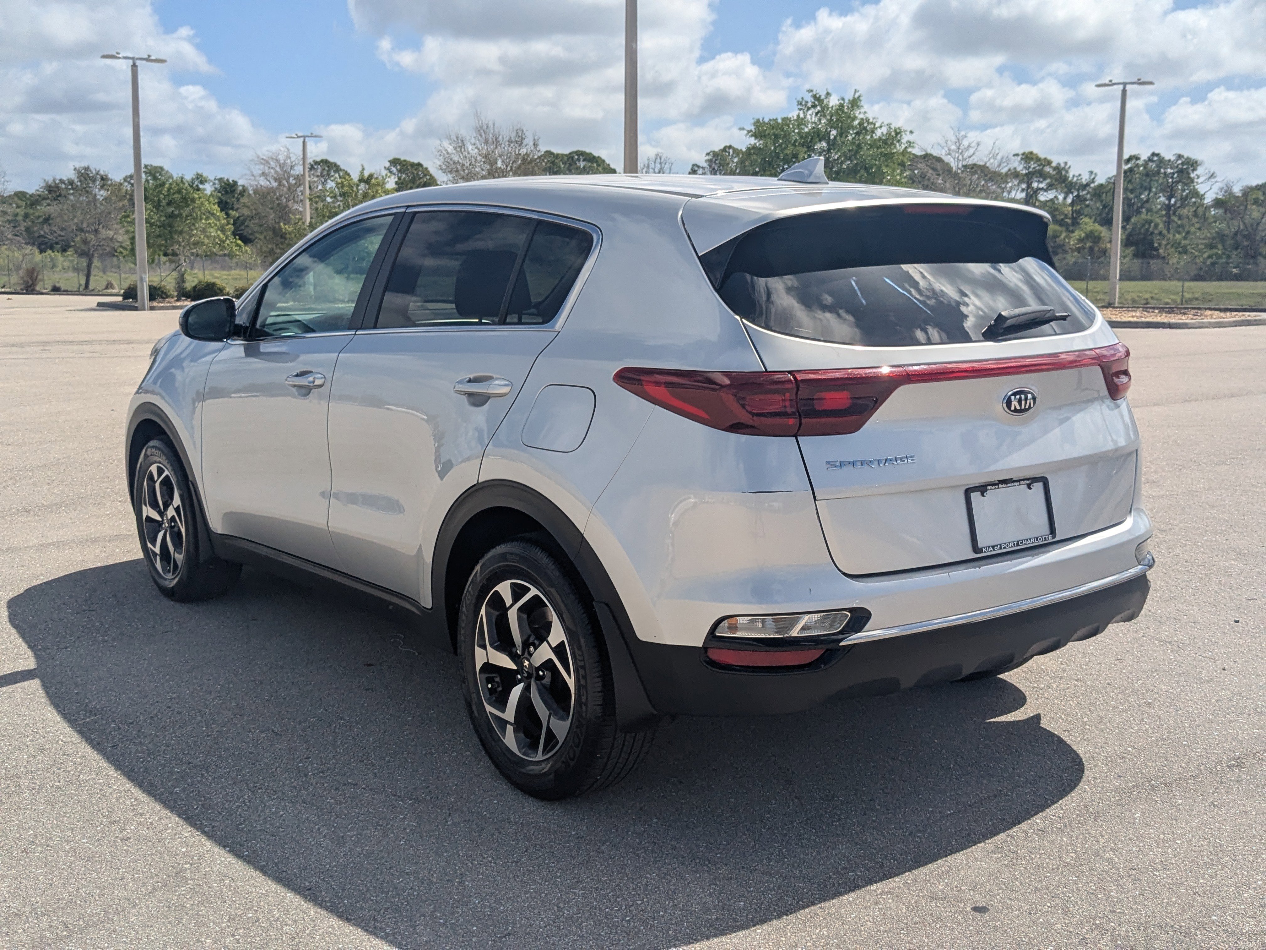 Certified 2020 Kia Sportage LX w/ LX Popular Package image 7