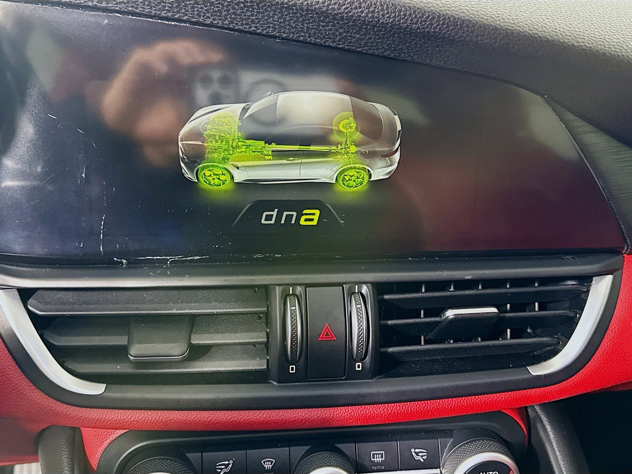 Used 2017 Alfa Romeo Giulia Base image 18