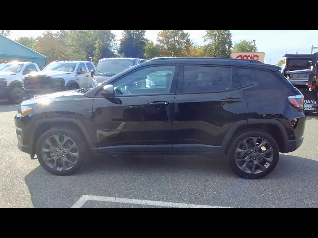 Used 2021 Jeep Compass Latitude AWD/4WD image 5