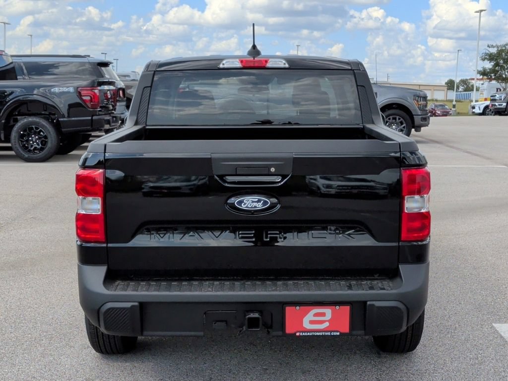 New 2026 Ford Maverick XLT FWD image 7
