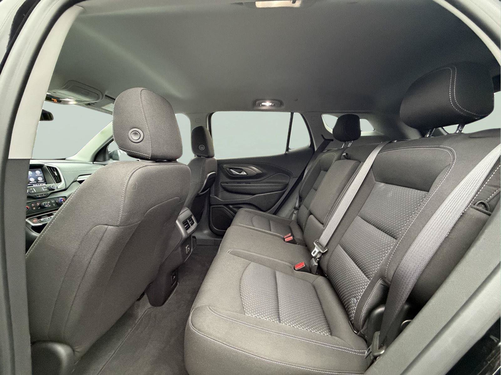 Used 2024 GMC Terrain SLE w/ Driver Convenience Package AWD/4WD image 21