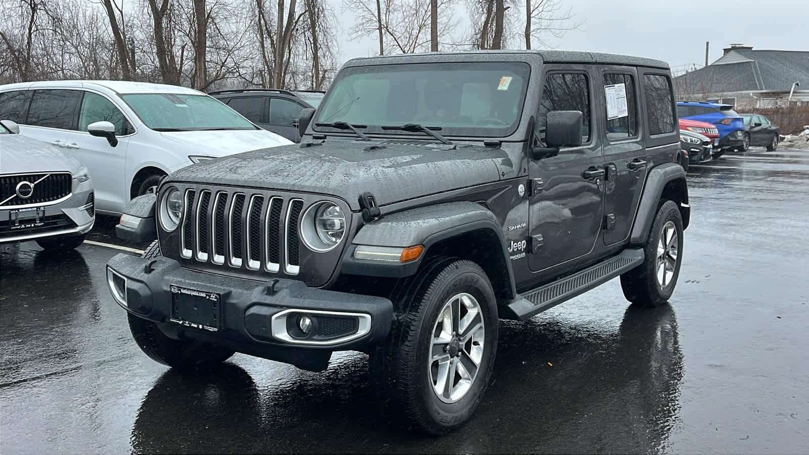 Used 2018 Jeep Wrangler Unlimited Sahara image 3