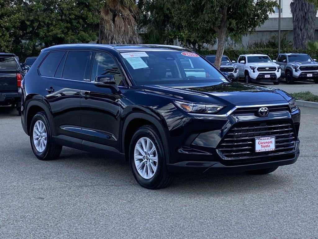 Certified 2025 Toyota Grand Highlander AWD image 45