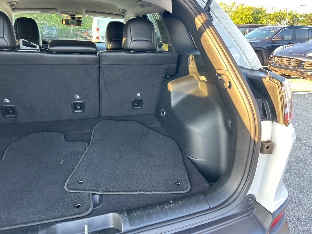 Used 2023 Jeep Cherokee Altitude Lux image 31