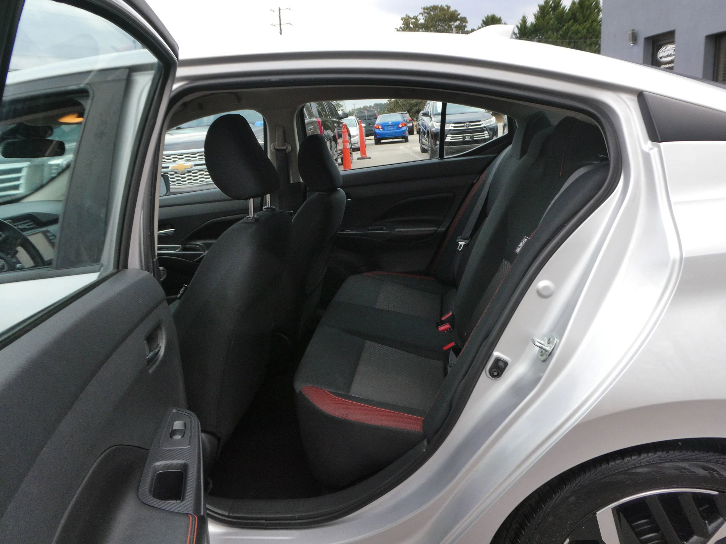 Used 2024 Nissan Versa SR w/ Trunk Package image 27