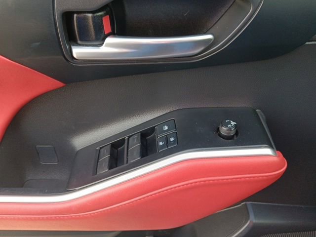 Used 2021 Toyota Highlander XSE image 15