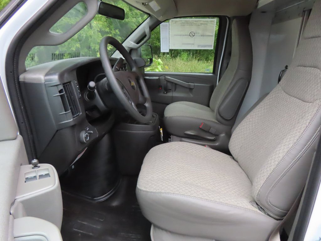 New 2025 Chevrolet Express 3500 w/ Power Convenience Package RWD image 26