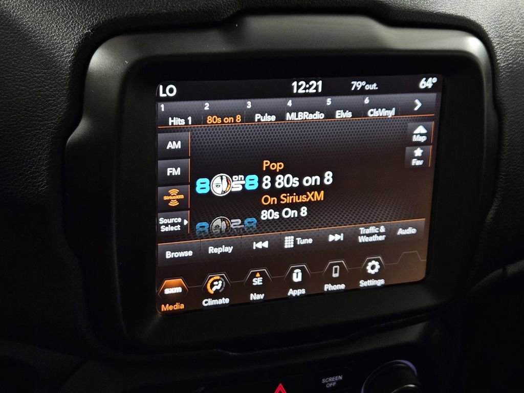 Used 2023 Jeep Renegade Latitude image 12