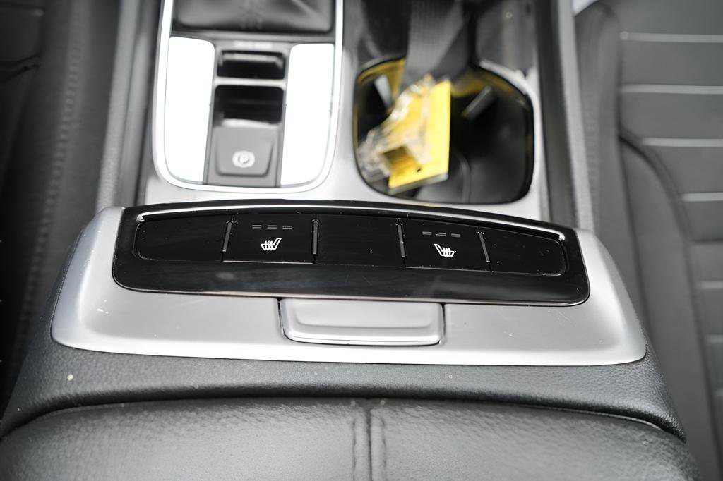 Certified 2024 Hyundai Santa Cruz SEL FWD image 28