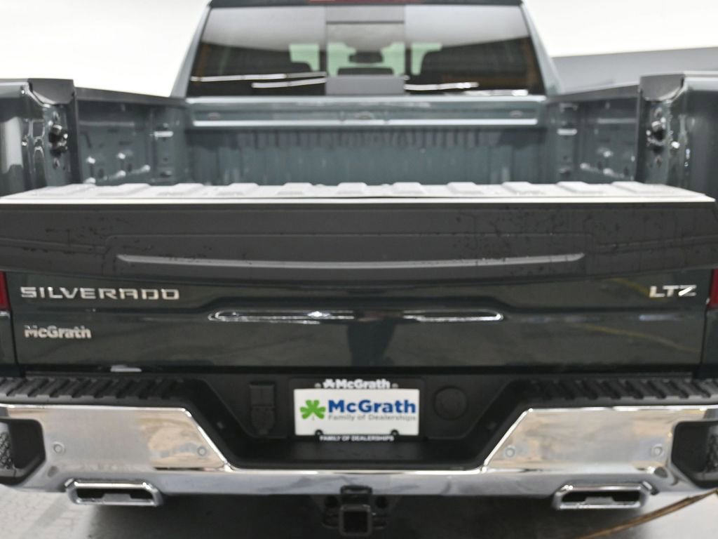 New 2026 Chevrolet Silverado 1500 LTZ w/ Z71 Off-Road Package image 9