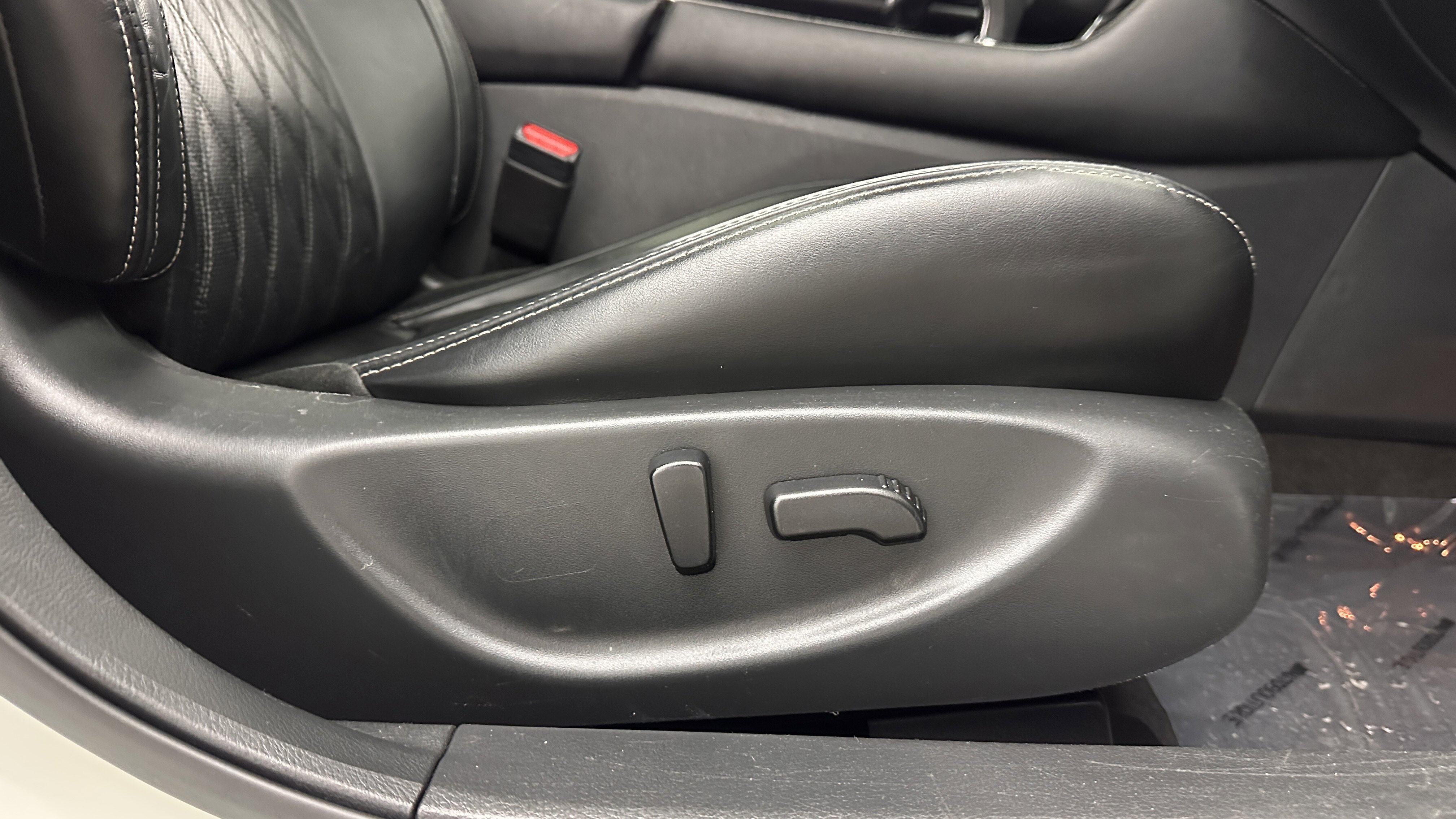 Used 2023 Nissan Maxima Platinum w/ Sport Mat Group FWD image 37