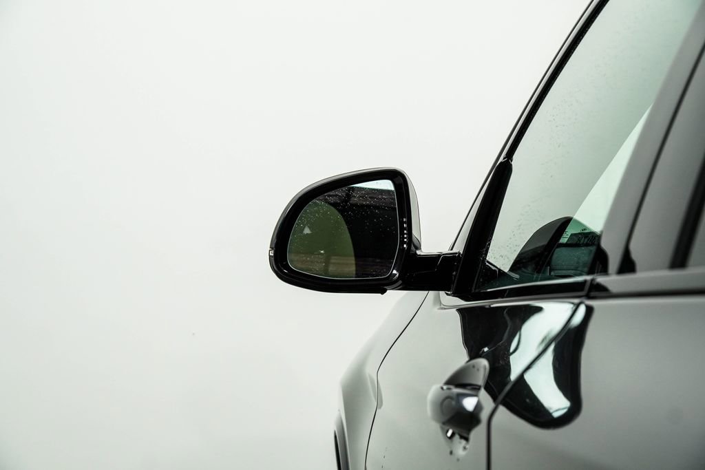 Used 2021 BMW X4 M40i image 13