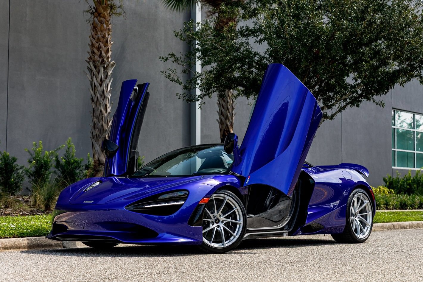 New 2026 McLaren 750S Spider RWD image 16