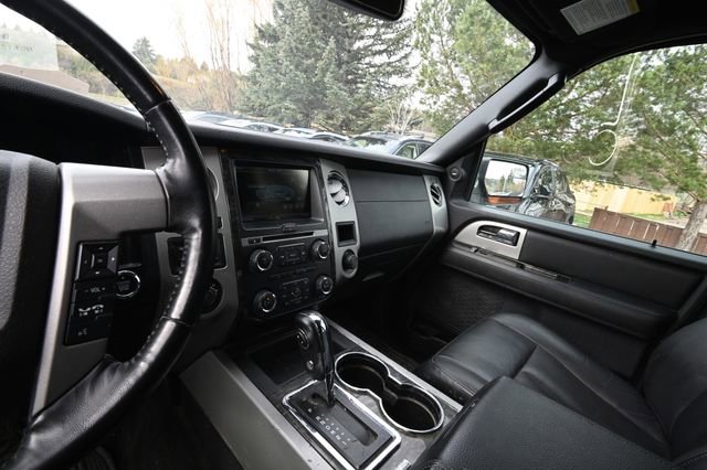 Used 2015 Ford Expedition Limited w/ Equipment Group 301A AWD/4WD image 7
