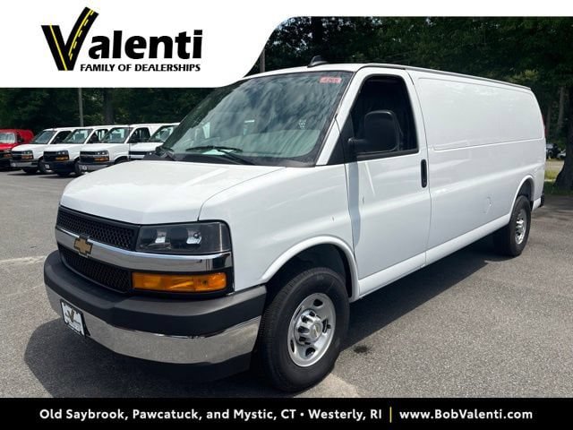 New 2026 Chevrolet Express 3500 Extended w/ Driver Convenience Package RWD image 1