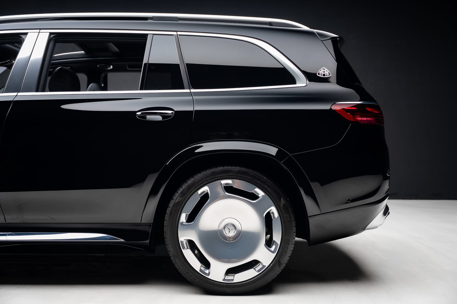 Used 2024 Mercedes-Benz Maybach GLS 600 4MATIC image 20