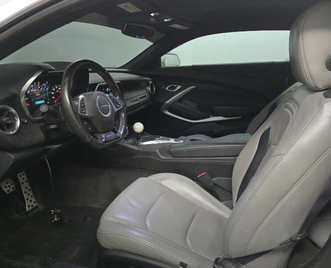 Used 2017 Chevrolet Camaro SS image 5