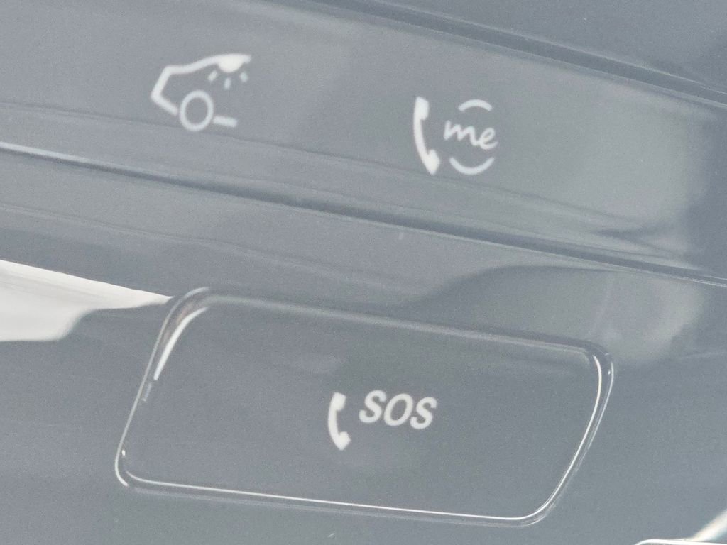 Certified 2026 Mercedes-Benz GLC 300 4MATIC image 9