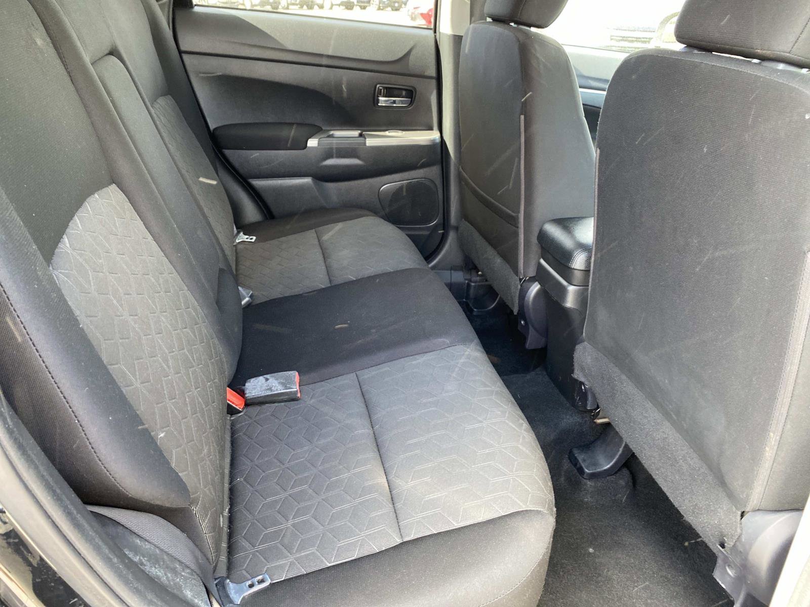 Used 2020 Mitsubishi Outlander Sport SE AWD/4WD image 20