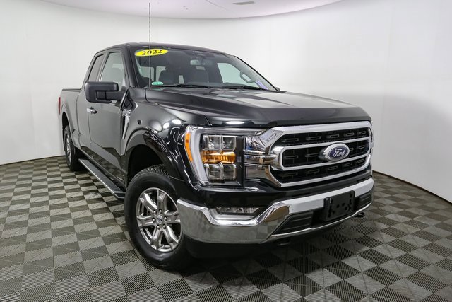 Used 2022 Ford F150 XLT w/ Equipment Group 302A High image 3