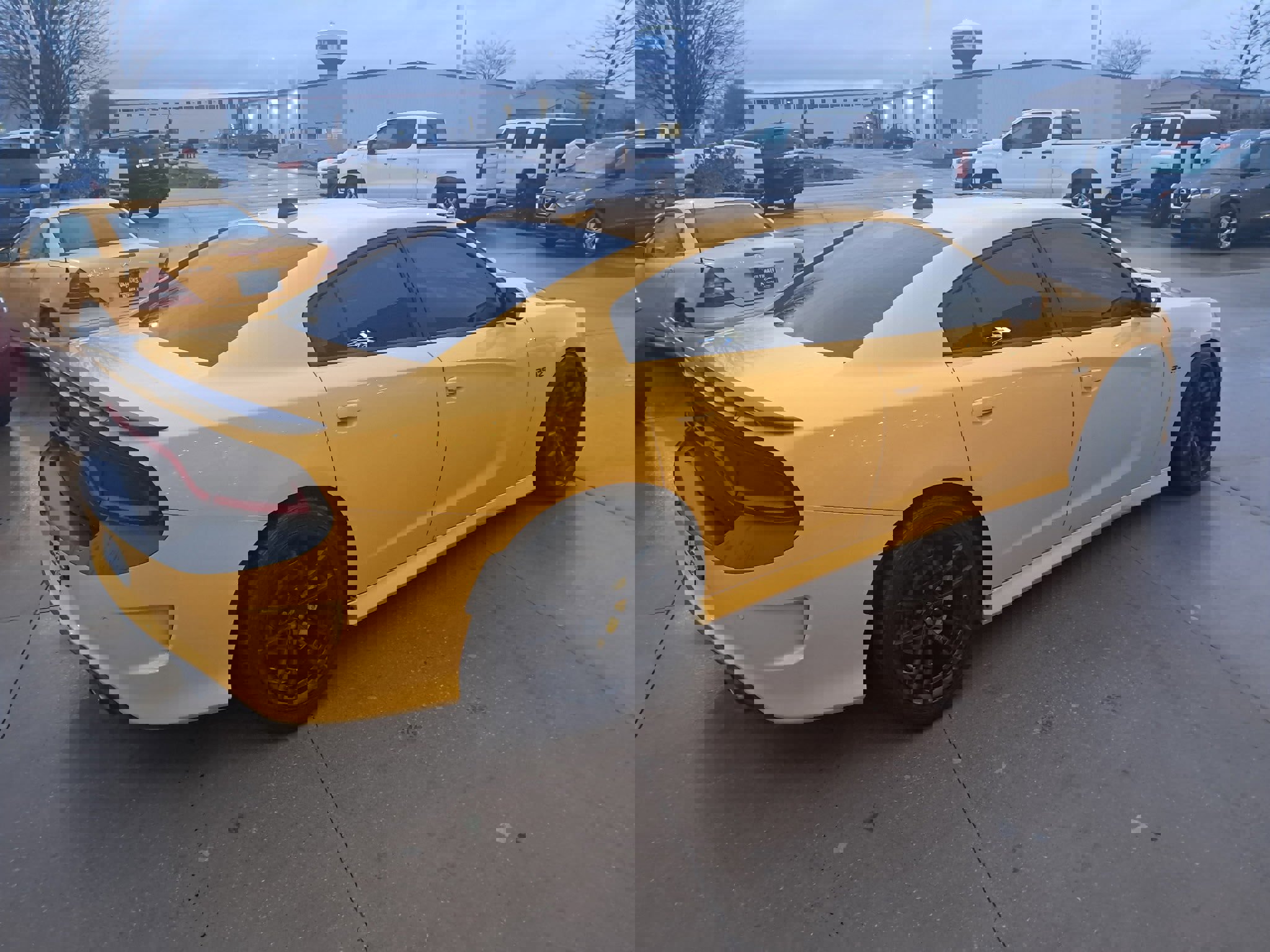 Used 2017 Dodge Charger R/T image 7