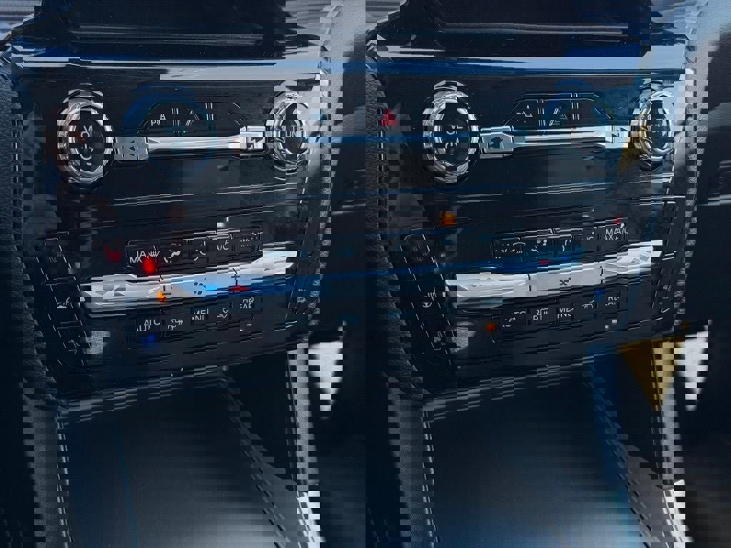 Certified 2023 Ford Explorer Limited image 45