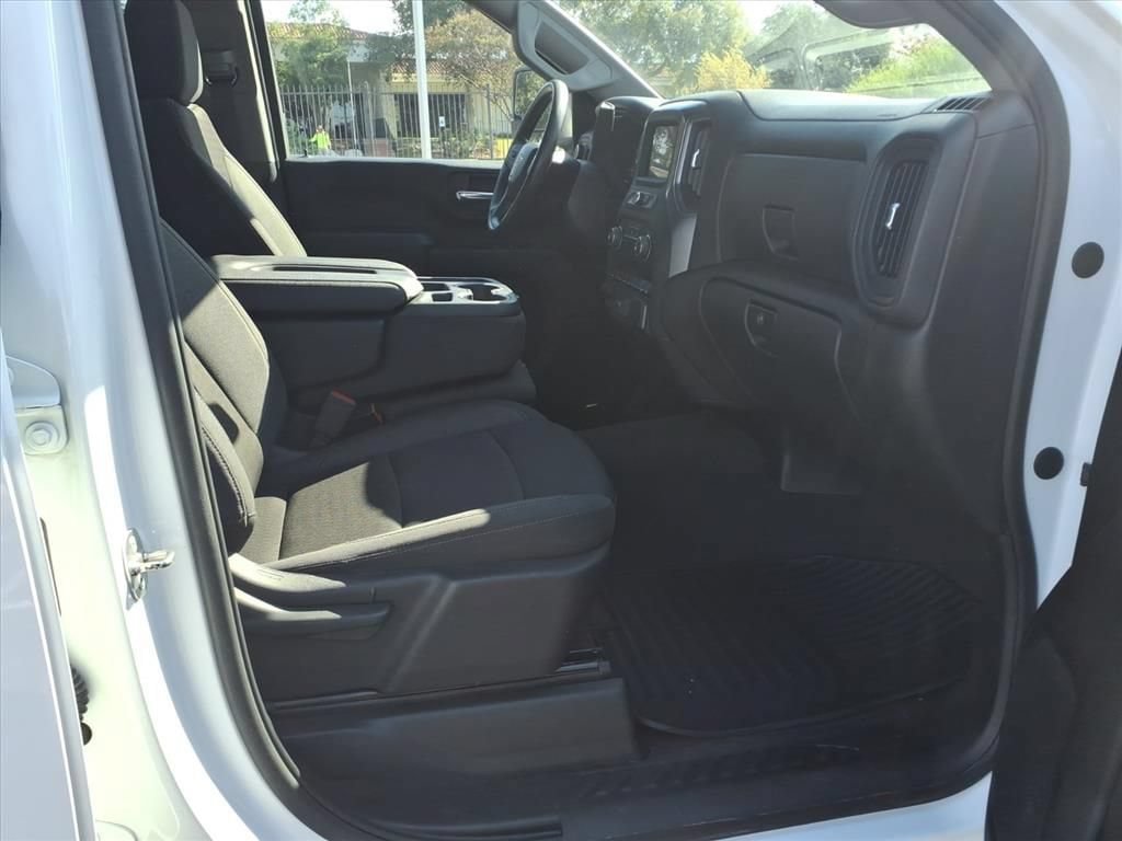 Used 2024 Chevrolet Silverado 2500 Custom w/ Custom Value Package AWD/4WD image 22