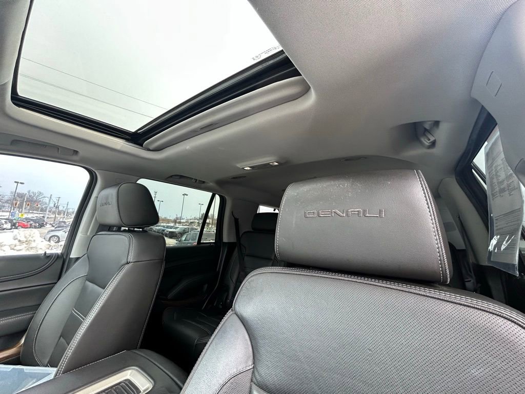 Used 2020 GMC Yukon Denali image 15