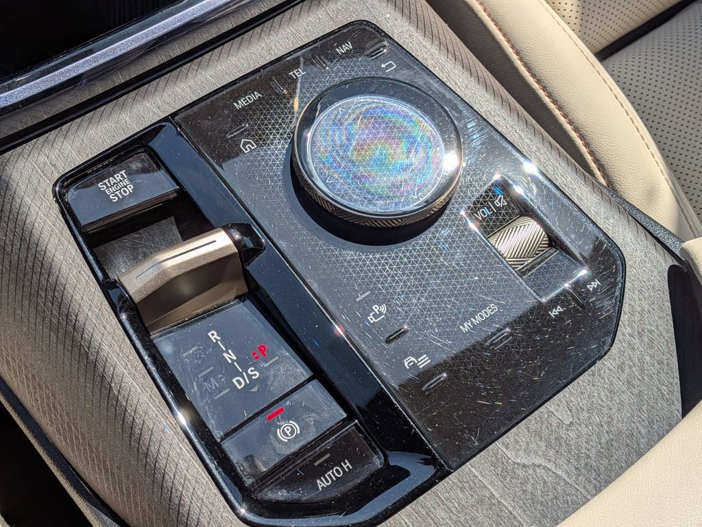 Used 2025 BMW X3 xDrive30i w/ Premium Package image 31