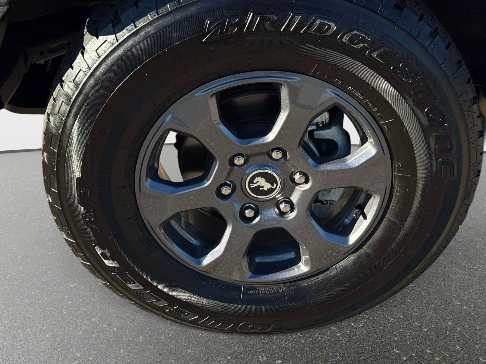 Used 2024 Ford Bronco Big Bend image 9