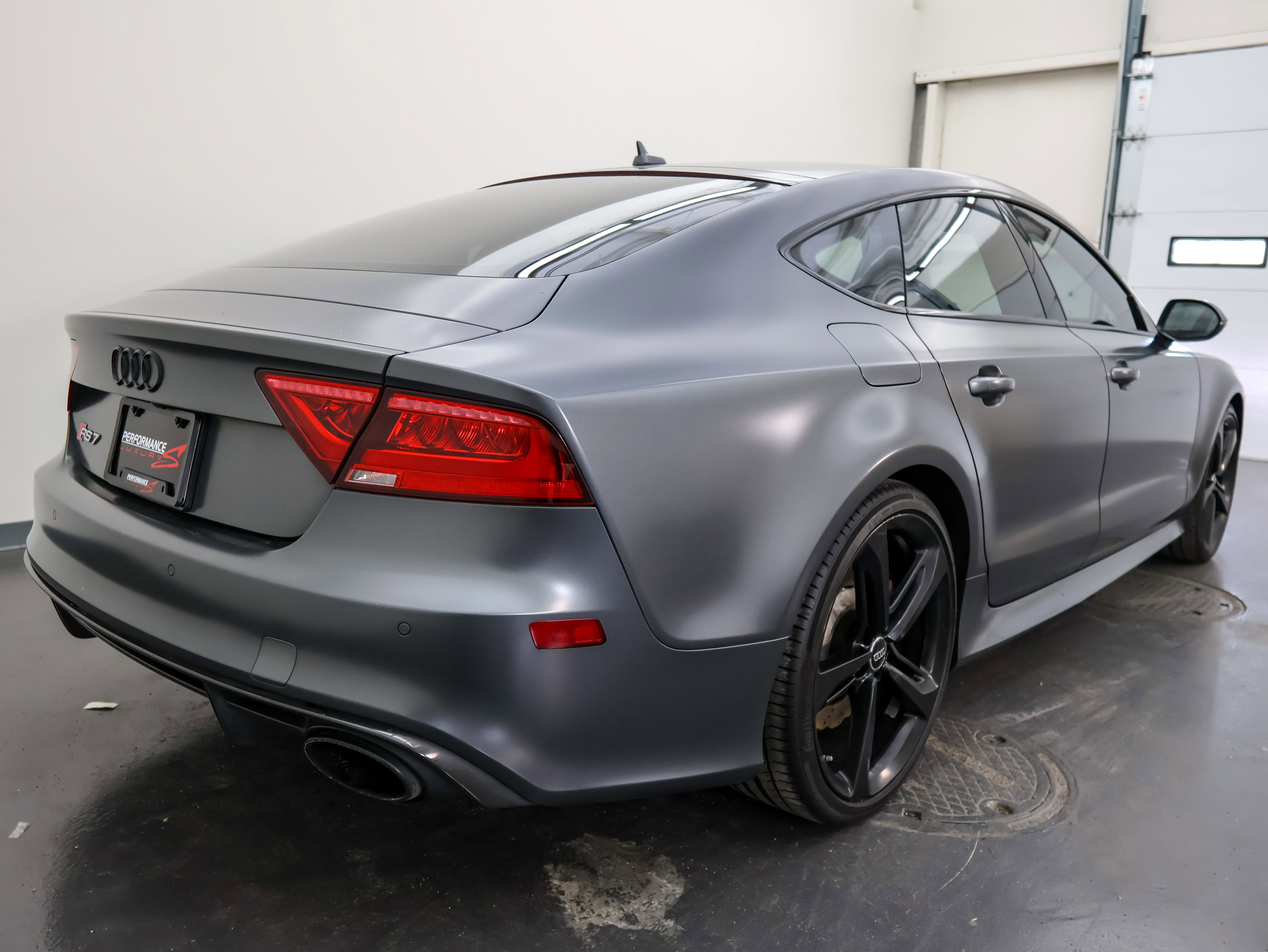 Used 2015 Audi RS 7 Prestige w/ Dynamic Package image 3